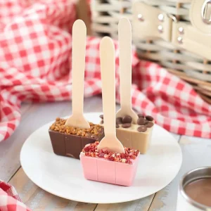 Cocoba Chocolate Hot Chocolate Spoons>Best Of British Strawberries & Cream Hot Chocolate Spoon
